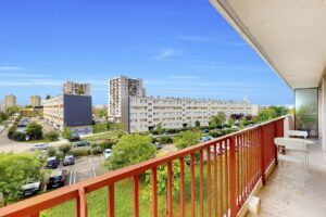 Urban-Sejour-Saint-Priest-Centre-location-appartement-balcon